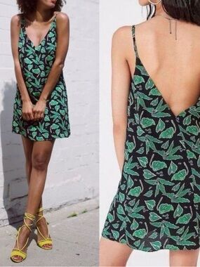 Women's Urban Outfitters Zoe Leaf Print Dress - XS